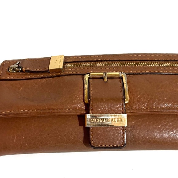 Michael Kors Brown Leather Wallet clutch with Gold Accents - Picture 5 of 7